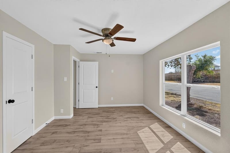 4044 Stanley Avenue, Fort Worth TX 76110 - Photo 35