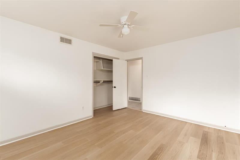 3207 Eastland Avenue, Greenville TX 75402 - Photo 22
