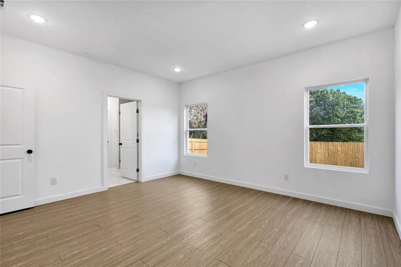 4410 Hamilton Avenue, Dallas TX 75210 - Photo 13