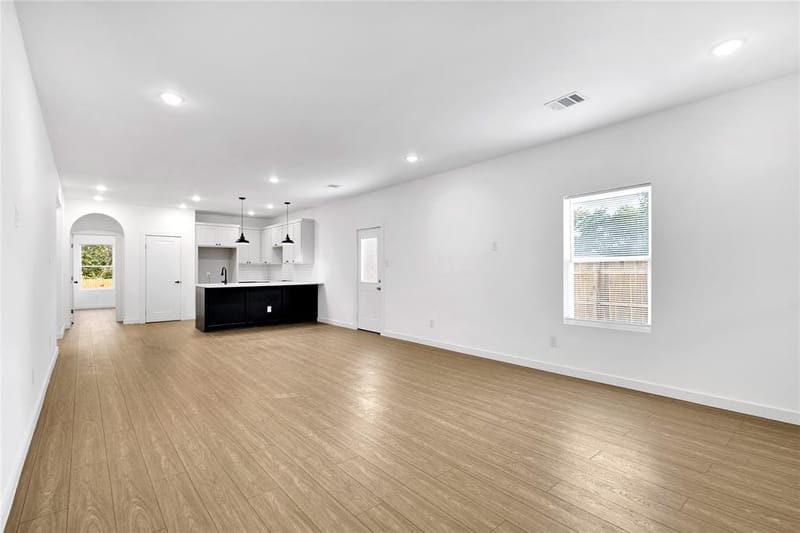 4410 Hamilton Avenue, Dallas TX 75210 - Photo 7