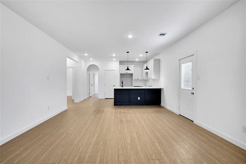 4410 Hamilton Avenue, Dallas TX 75210 - Photo 8