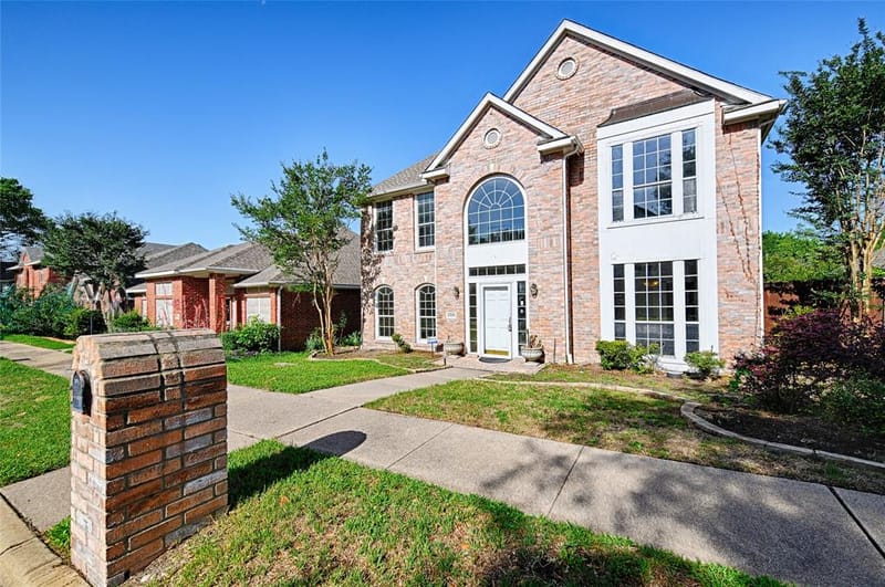 2325 Havard Oak Drive, Plano TX 75074 - Photo 2