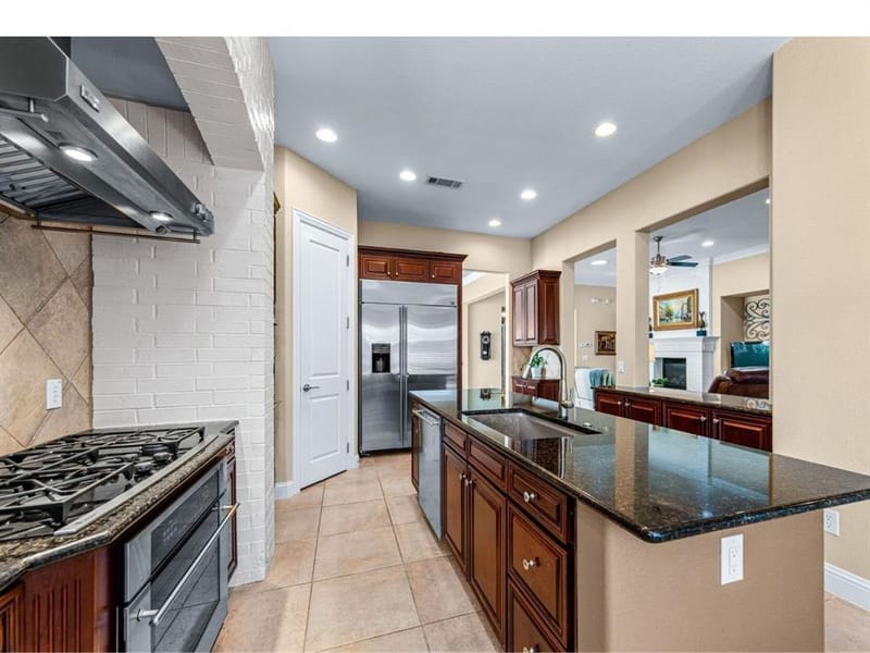 7122 Lake Mead Court, Frisco TX 75036 - Photo 13