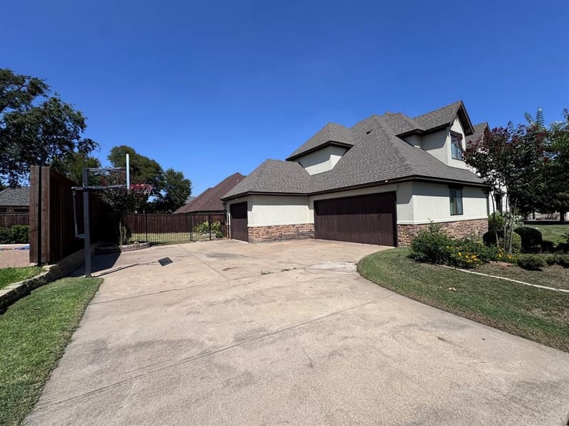 1401 Long And Winding Road, Mansfield TX 76063 - Photo 6