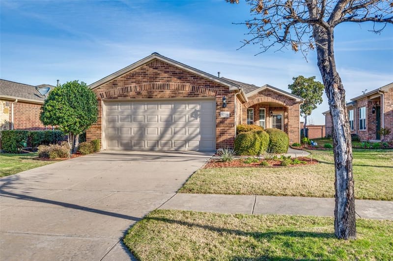 1216 Troon Drive, Frisco TX 75036