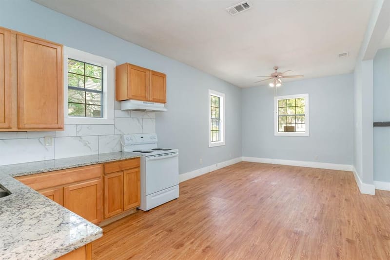 2630 Lenway Street, Dallas TX 75215 - Photo 6