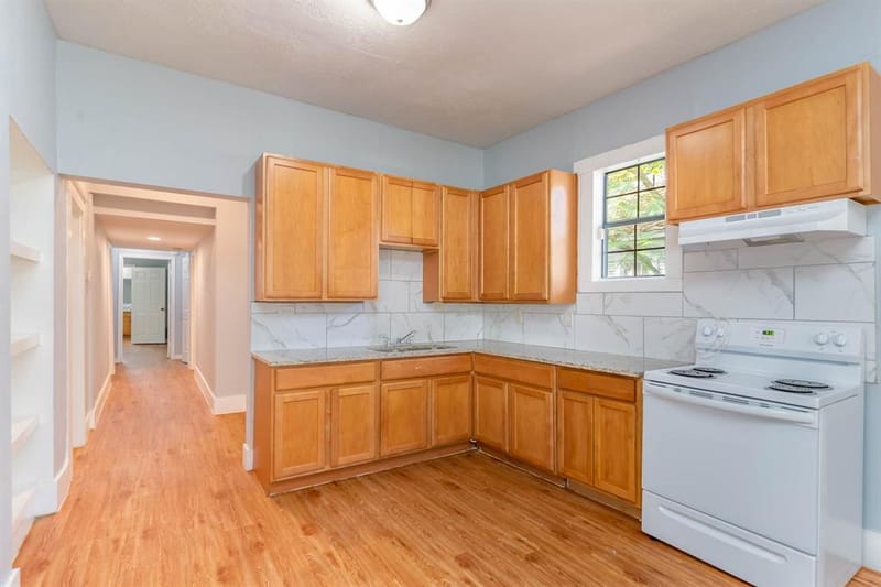 2630 Lenway Street, Dallas TX 75215 - Photo 5