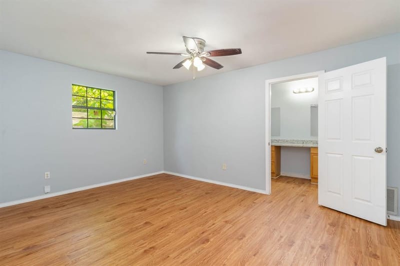 2630 Lenway Street, Dallas TX 75215 - Photo 9