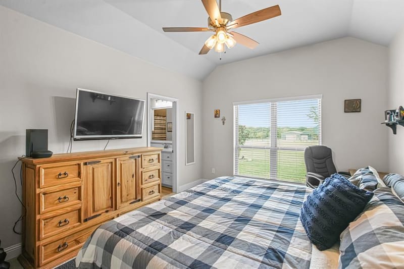113 Oaks Springs Lane, Weatherford TX 76087 - Photo 27