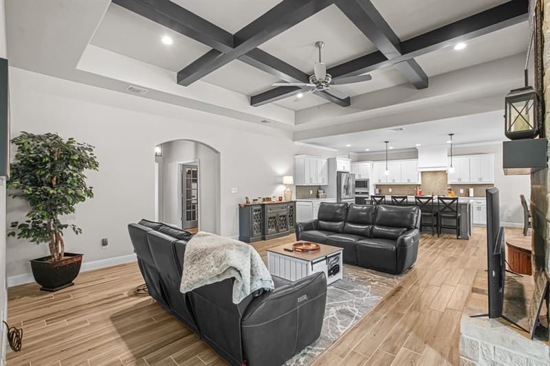 113 Oaks Springs Lane, Weatherford TX 76087 - Photo 5