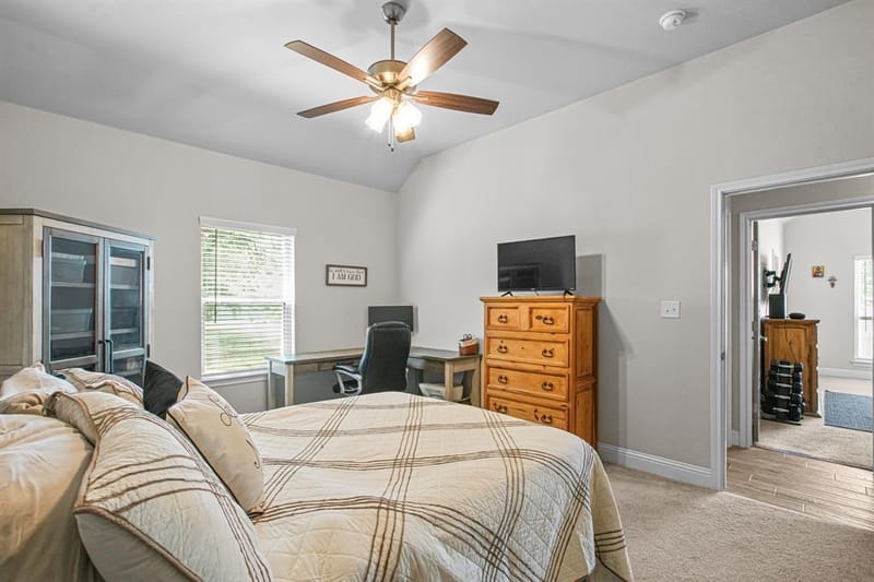 113 Oaks Springs Lane, Weatherford TX 76087 - Photo 30