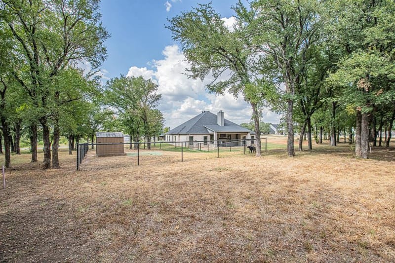 113 Oaks Springs Lane, Weatherford TX 76087 - Photo 40