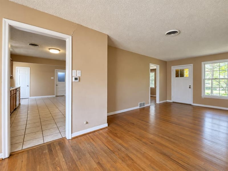 1727 Whittier Avenue, Dallas TX 75218 - Photo 17