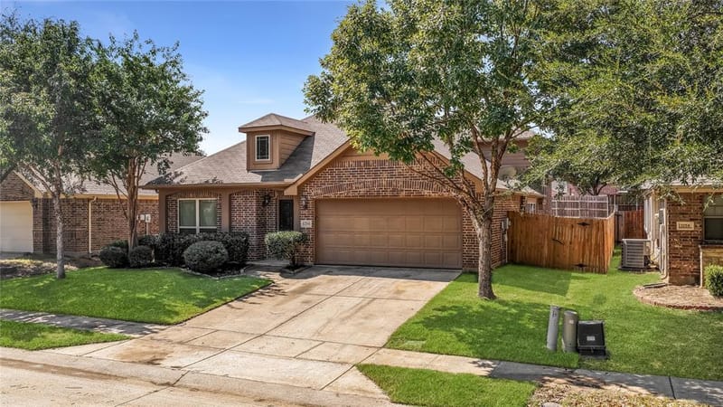 1208 Ponderosa Drive, Aubrey TX 76227 - Photo 3