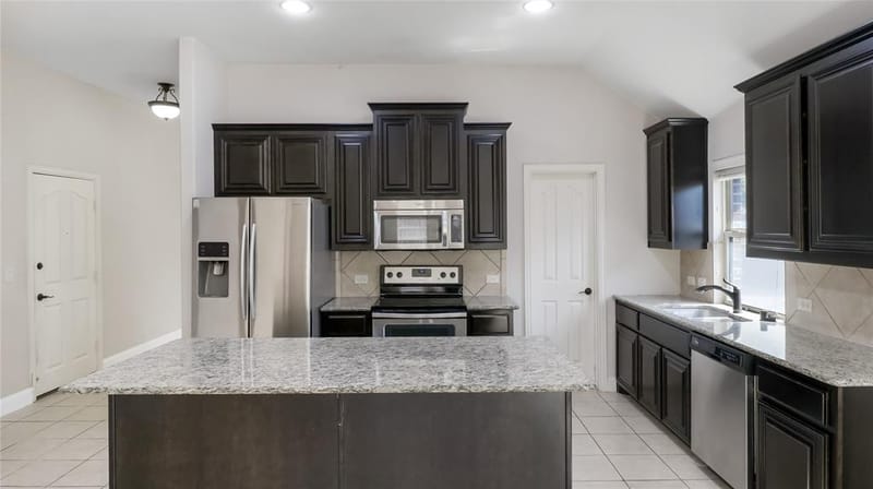 1208 Ponderosa Drive, Aubrey TX 76227 - Photo 9