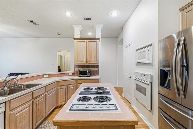 2900 Woodhaven Drive, Grapevine TX 76051 - Photo 11