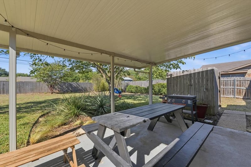 213 Travis Lane, Hewitt TX 76643 - Photo 34