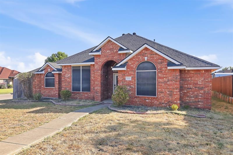1901 Clifton Drive, Mesquite TX 75149 - Photo 2