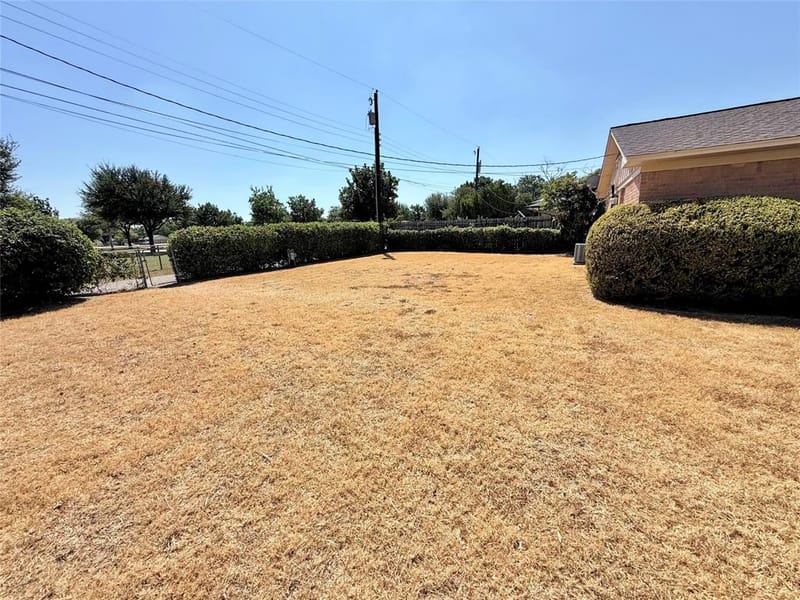 1310 Hampshire Lane, Richardson TX 75080 - Photo 15