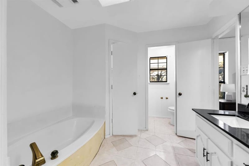 2408 Castle Street, Irving TX 75038 - Photo 24
