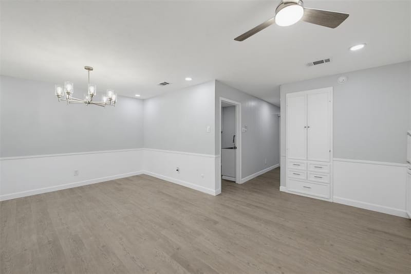 5005 Fall River Drive, Fort Worth TX 76103 - Photo 16