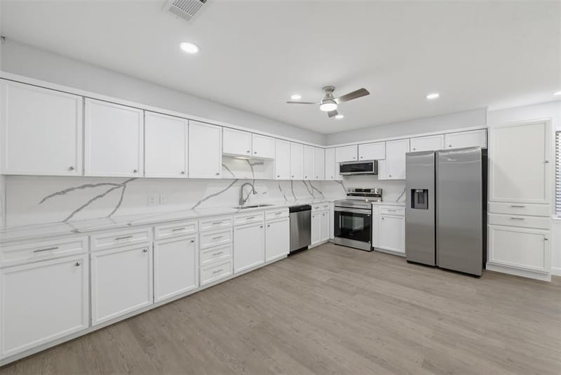 5005 Fall River Drive, Fort Worth TX 76103 - Photo 12