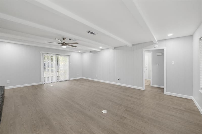 5005 Fall River Drive, Fort Worth TX 76103 - Photo 7