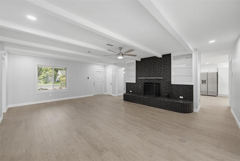 5005 Fall River Drive, Fort Worth TX 76103 - Photo 9