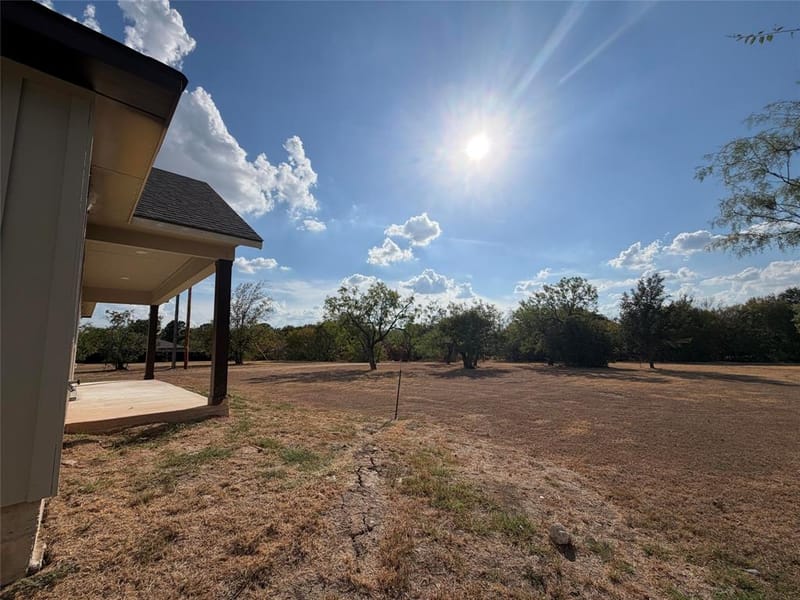219 Lakeshore Drive, Runaway Bay TX 76426 - Photo 10