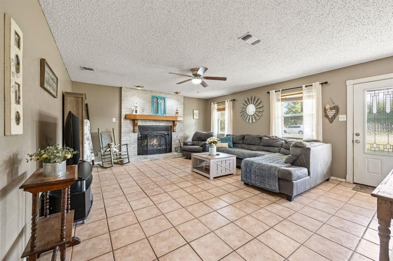 1255 County Road 260, Gainesville TX 76240 - Photo 6