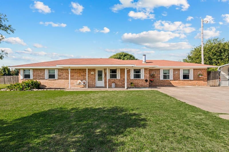 1255 County Road 260, Gainesville TX 76240 - Photo 32