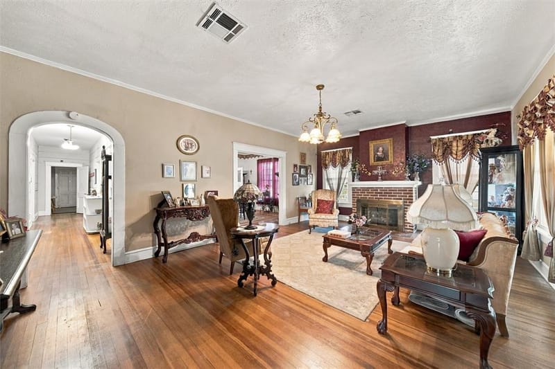 2725 Morrow Avenue, Waco TX 76707 - Photo 6