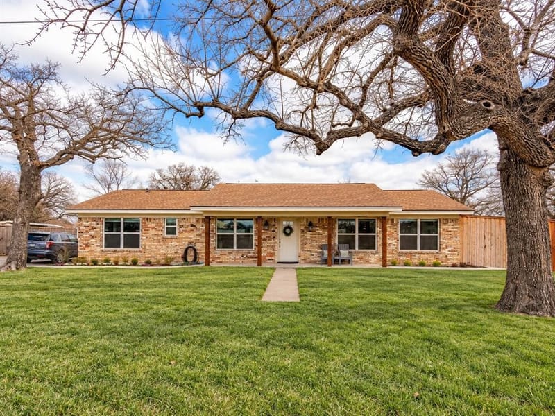 106 Joyce Drive, Argyle TX 76226