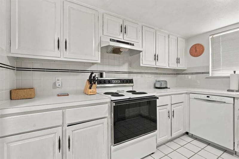 100 Harbor Drive # 104, Runaway Bay TX 76426 - Photo 14