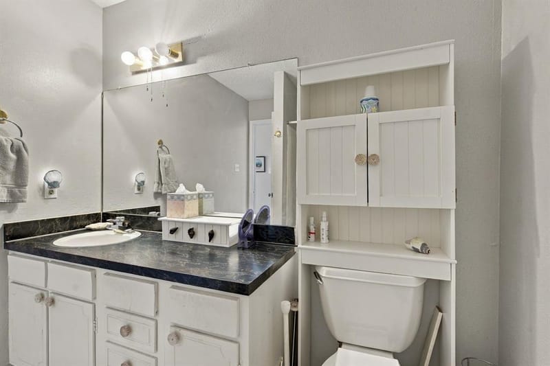 100 Harbor Drive # 104, Runaway Bay TX 76426 - Photo 21