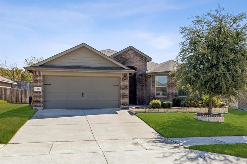 9108 Ridgeriver Way, Fort Worth TX 76131