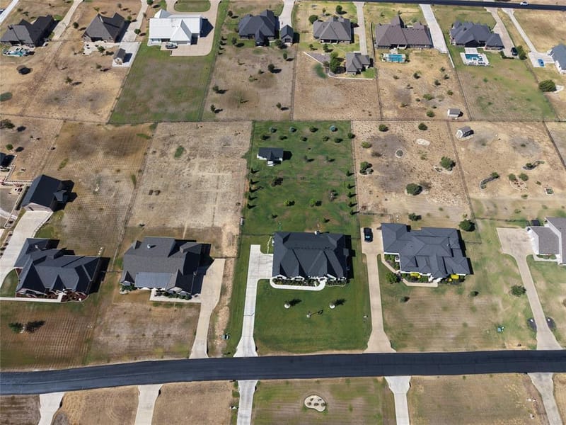 317 Kenyon Court, Granbury TX 76049 - Photo 39