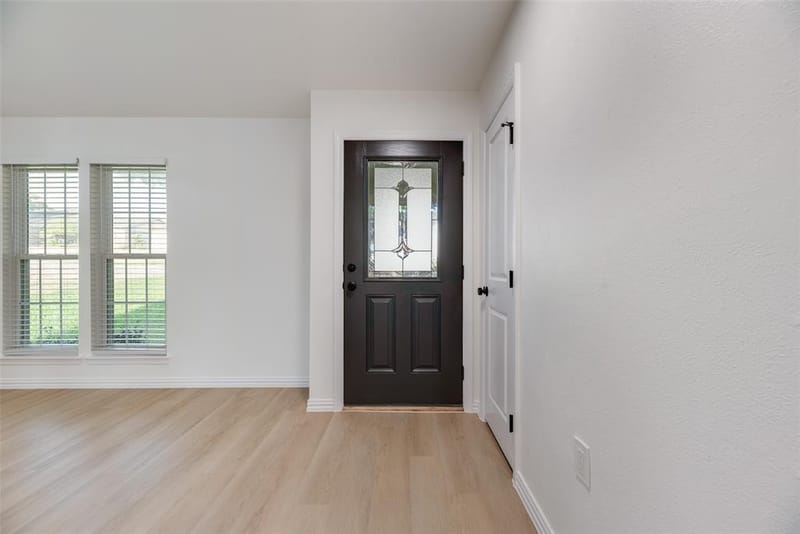 3711 Grasmere Drive, Carrollton TX 75007 - Photo 3