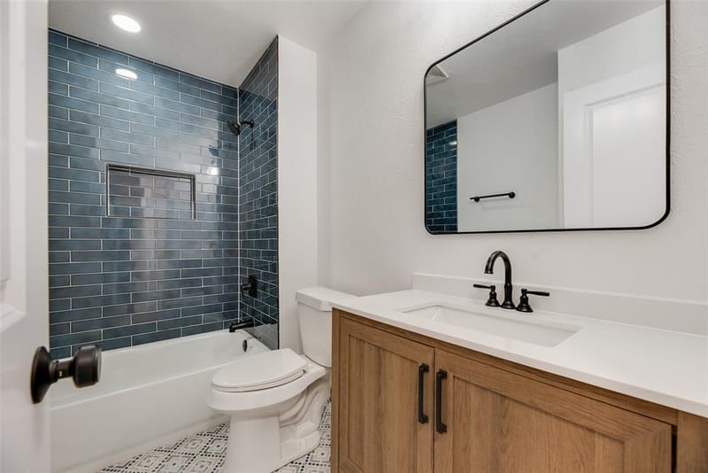 3711 Grasmere Drive, Carrollton TX 75007 - Photo 24