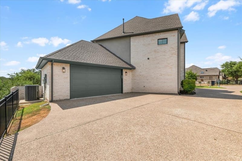4305 Shale Bluff Court, Granbury TX 76048 - Photo 34