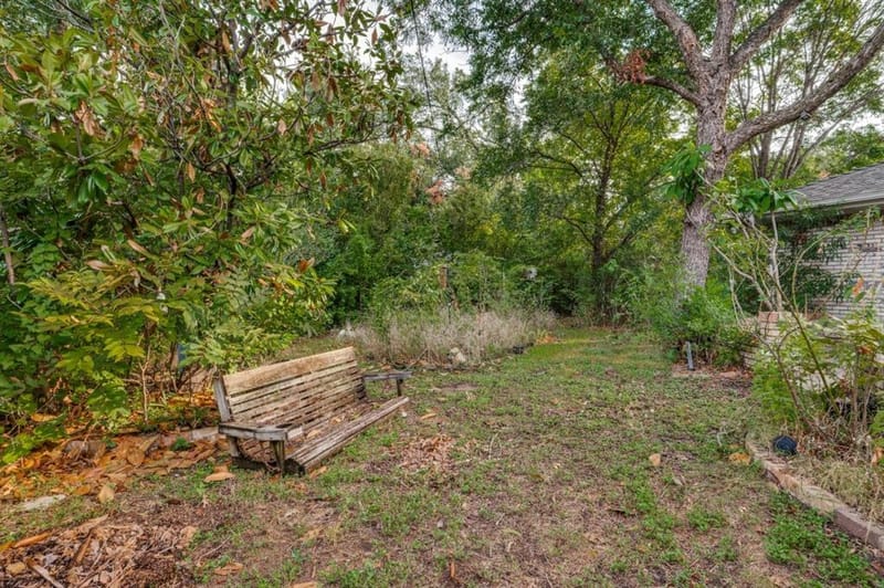 105 W Lilly Lane, Arlington TX 76010 - Photo 12