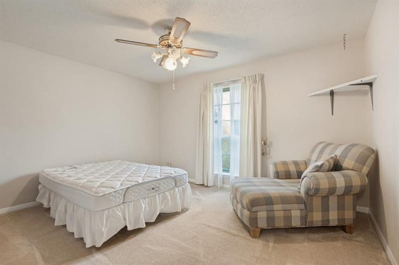 105 W Lilly Lane, Arlington TX 76010 - Photo 11