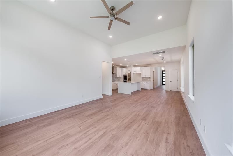 210 E Park Street, Little Elm TX 75068 - Photo 12