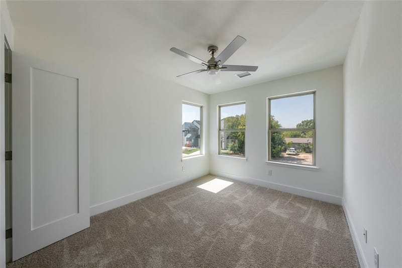 210 E Park Street, Little Elm TX 75068 - Photo 26