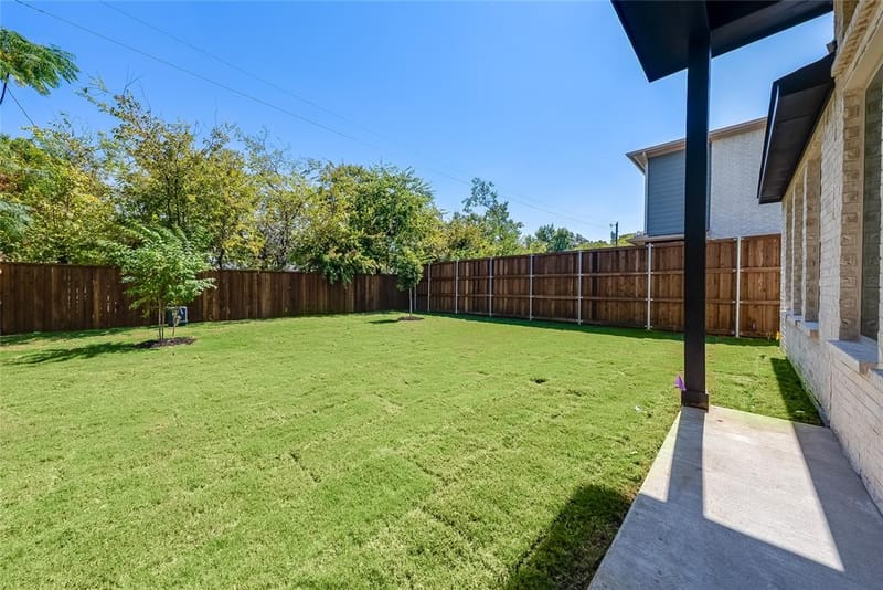 210 E Park Street, Little Elm TX 75068 - Photo 29