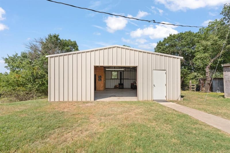 271 Jupiter Trail, Weatherford TX 76088 - Photo 3