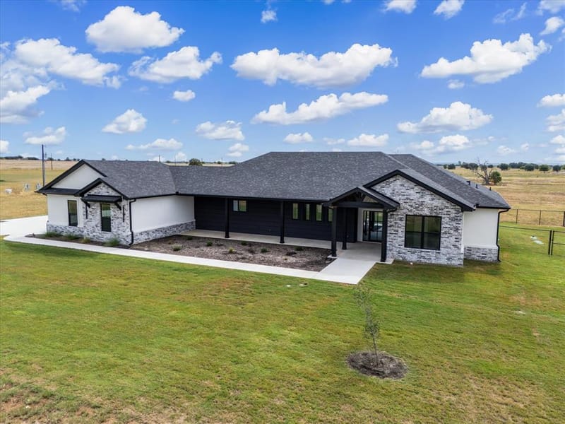 611 Willow Moon Ranch, Crawford TX 76638 - Photo 34