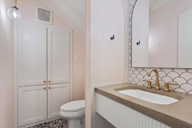425 White Hall Road, Woodway TX 76712 - Photo 16