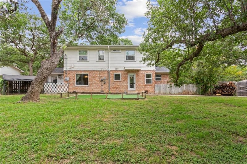 425 White Hall Road, Woodway TX 76712 - Photo 36
