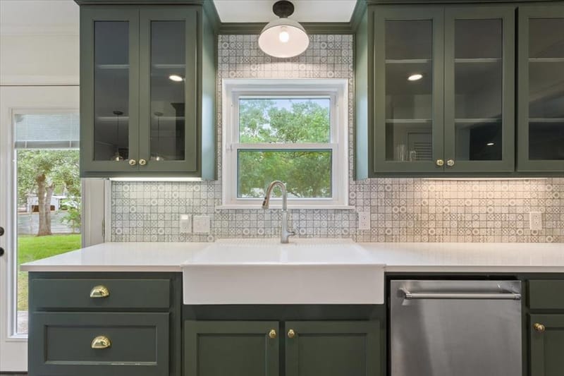 425 White Hall Road, Woodway TX 76712 - Photo 9